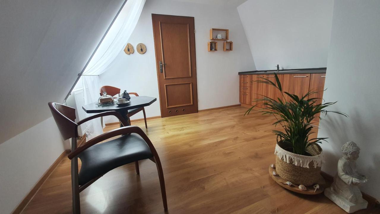 Hotel Siesta Σwiebodzin Εξωτερικό φωτογραφία