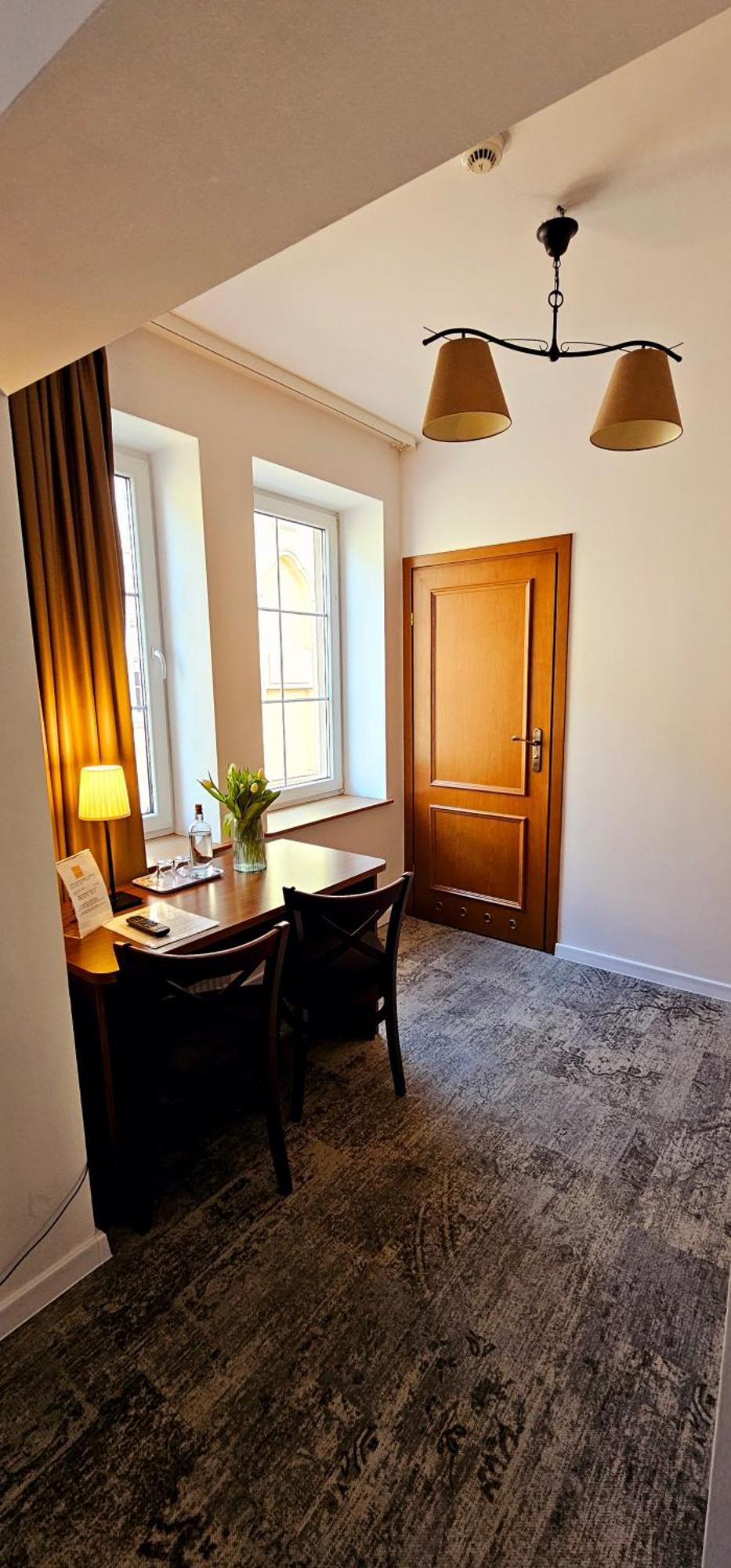 Hotel Siesta Σwiebodzin Εξωτερικό φωτογραφία
