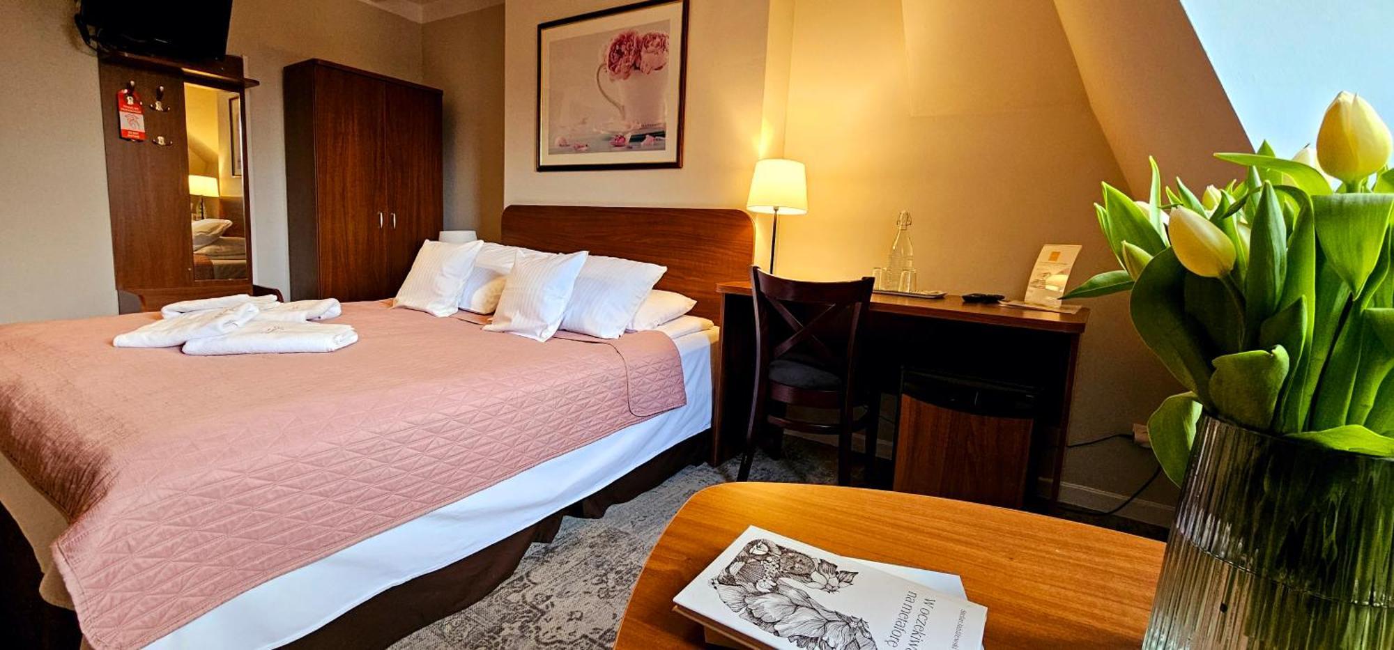 Hotel Siesta Σwiebodzin Εξωτερικό φωτογραφία