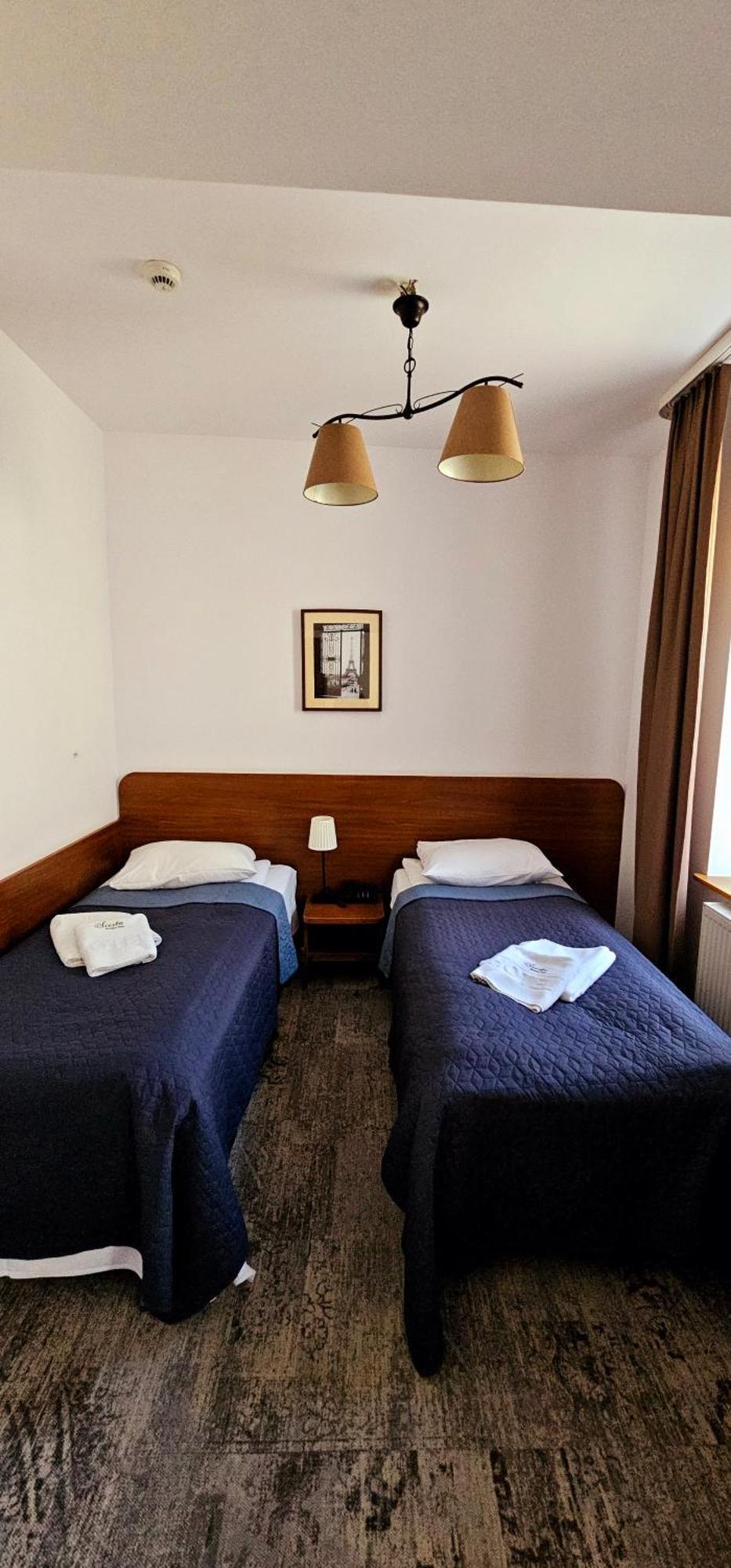 Hotel Siesta Σwiebodzin Εξωτερικό φωτογραφία