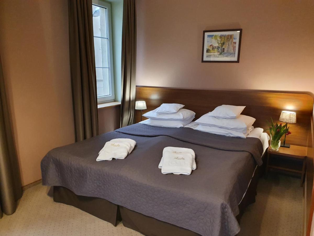 Hotel Siesta Σwiebodzin Εξωτερικό φωτογραφία